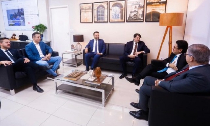 Leo Bezerra fortalece parcerias com Judici�rio e destaca a��es no Centro e na Orla de Jo�o Pessoa