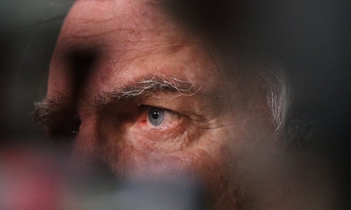 Bolsonaro pode ter priso decretada a qualquer momento, aps STF manter condenao