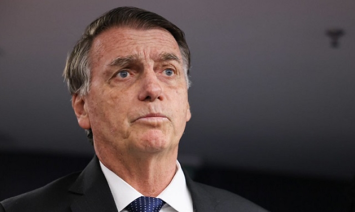 Datafolha: 61% no votariam em candidato que prometesse livrar Bolsonaro de punio
