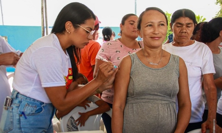 Para�ba bate recorde e aplica mais de 83 mil doses no Dia D de Vacina��o contra a Influenza