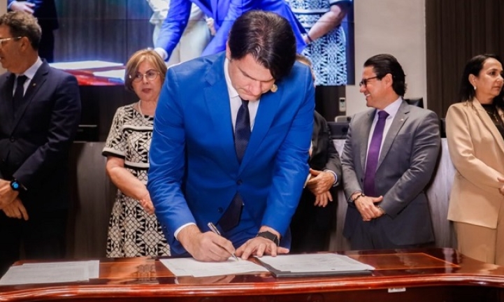 Prefeito Leo Bezerra garante im�vel para implanta��o da Casa de Justi�a e Cidadania em Jo�o Pessoa