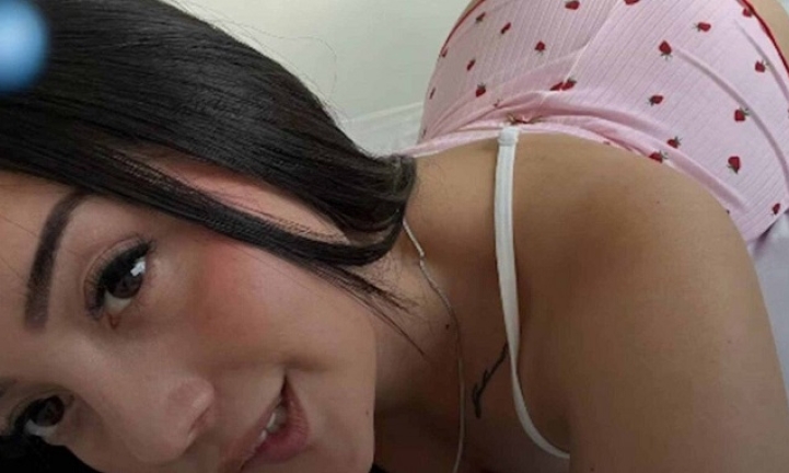 Policial afastada da corporao aps ter sido flagrada expondo contedo em site adulto explica motivos