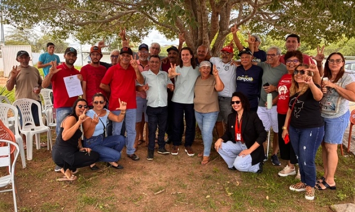 Veneziano se re�ne com associa��es e cooperativas de Caturit� e recebe apoio � sua reelei��o