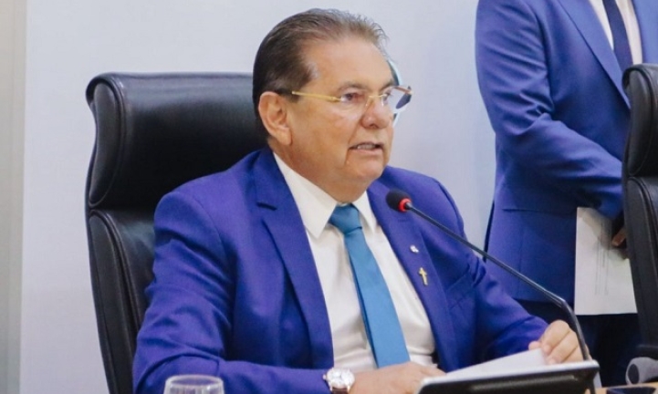 Projeto aprovado na Assembleia pro�be venda de material escolar com conte�do violento na Para�ba